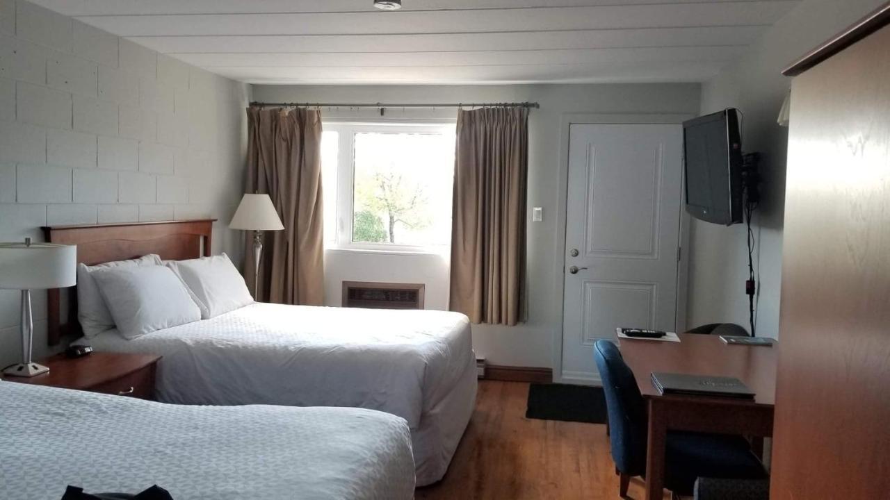 Auberge Happy Logis Lac-Etchemin Exterior foto